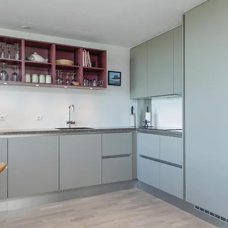 Four-bedroom Holiday In