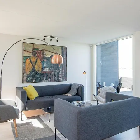 Four-bedroom Holiday In Prázdninový dům